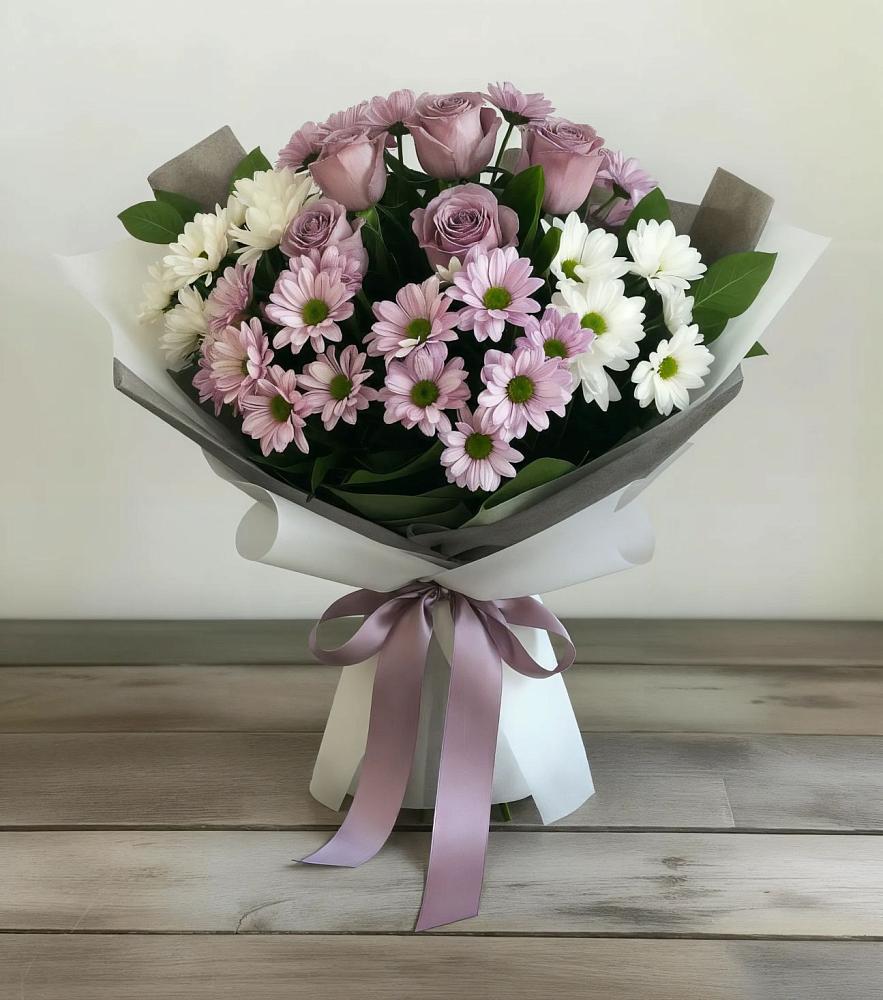 Букет цветов из: Хризантемы и Розы в Можайске