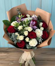 Букет цветов из:  Розы и Альстромерии в Можайске