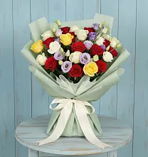 Букет цветов из:  Розы в Можайске