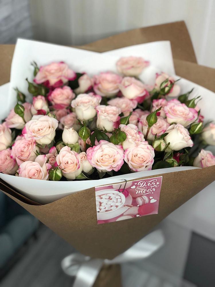 Букет цветов из: Розы в Можайске