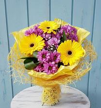 Букет цветов из:  Хризантемы и Герберы в Можайске