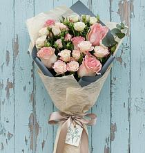 Букет цветов из:  Розы в Можайске