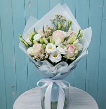 Букет цветов из:  Розы и Лизиантусы #REPLACE_PRED# Можайске