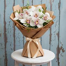 Букет цветов из:  Орхидеи и Розы в Можайске