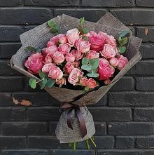 Букет цветов из:  Розы в Можайске